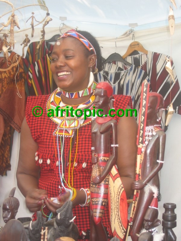 ../Images/AfricaFestival-28-29May05 122.jpg